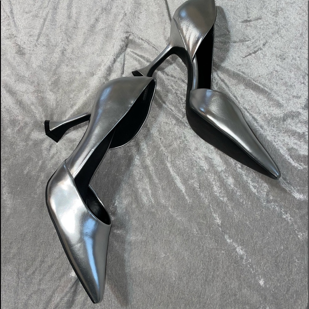 Open Edit Silver Shoes - Picture 2 of 5